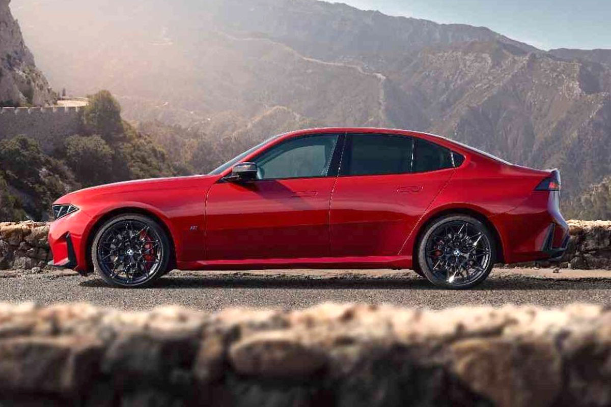 &laquo;Трешка&raquo; BMW восьмого поколения: 6 цилиндров в строю!