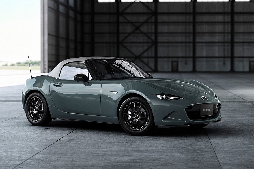 Родстер Mitsuoka LA1: вдохновлён классическим Chevrolet Corvette, сделан на базе Mazda MX-5 Родстер Mitsuoka LA1: вдохновлён классическим Chevrolet Corvette, сделан на базе Mazda MX-5